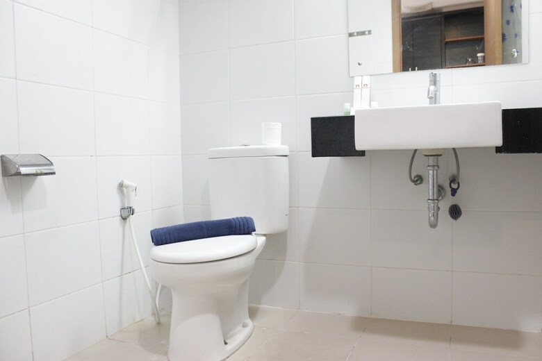 Minimalist Studio At Beverly Dago Apartment Near Itb