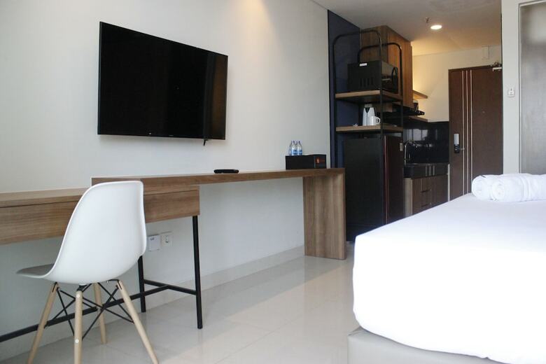 Modern Stylish Studio At Greko Apartment Bandung