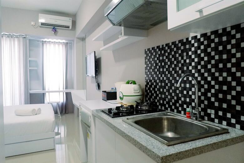 Studio Apartment Connected To Mall At Supermall Mansion