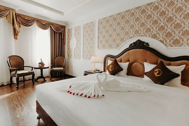 Dragon Legend Hotel