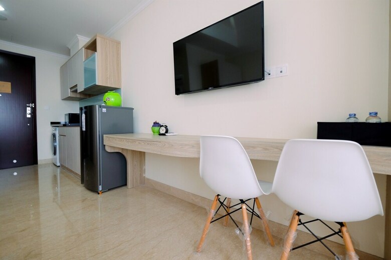 Nice Studio Menteng Park Apartment