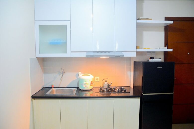Simply Spacious 1br Apartment At Green Bay Pluit