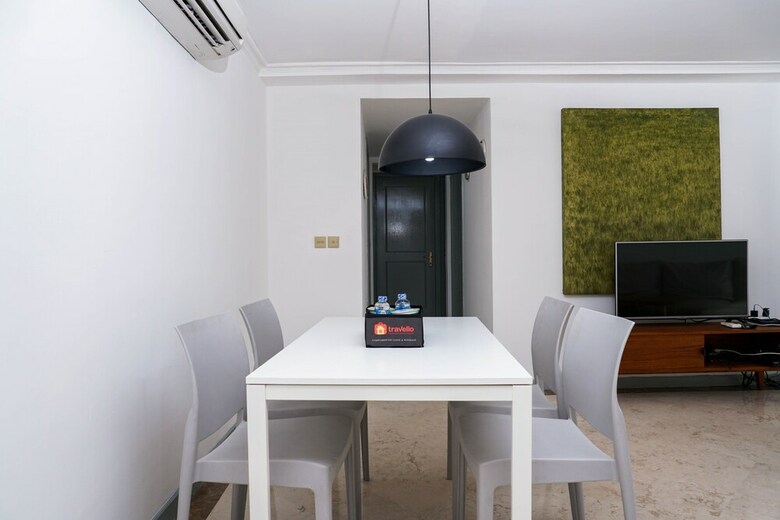 Spacious 3br With Balcony At Puri Casablanca Apartment