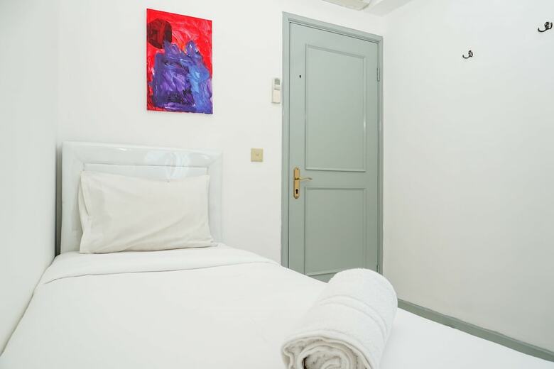 Spacious 3br With Balcony At Puri Casablanca Apartment
