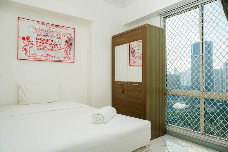 Spacious 3br With Balcony At Puri Casablanca Apartment
