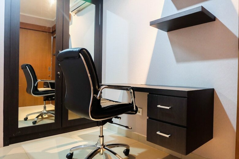 Spacious 3br Apartment At Sahid Sudirman Residence
