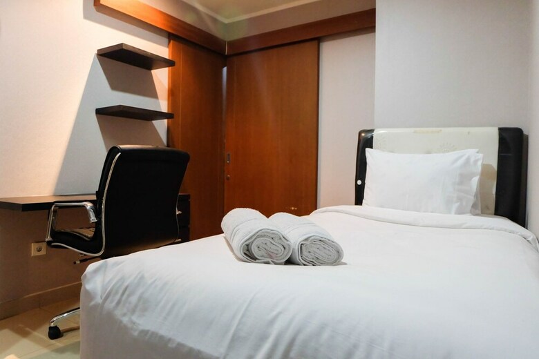 Spacious 3br Apartment At Sahid Sudirman Residence