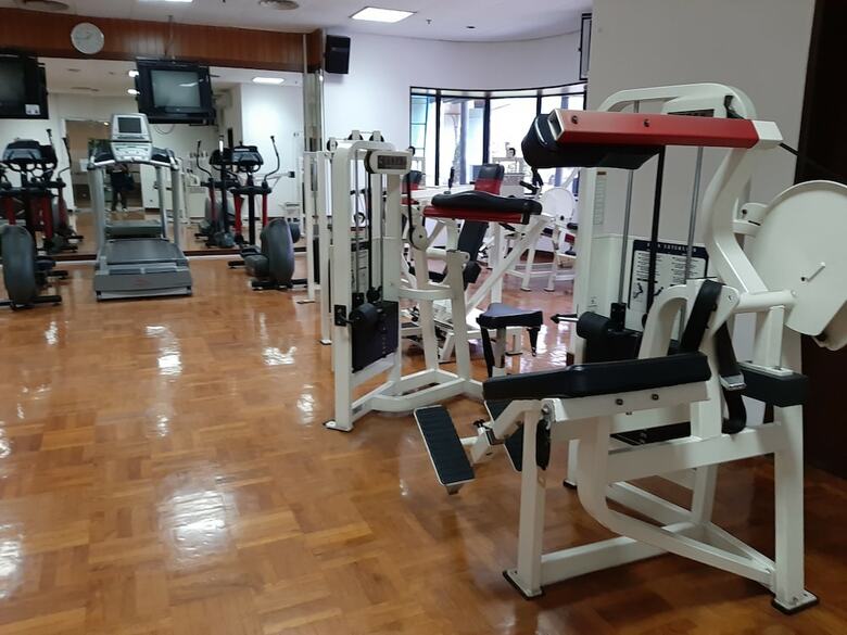 Spacious 2br Park Royale Apartment