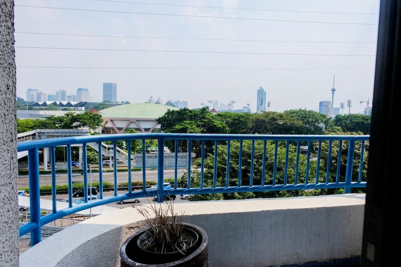 Spacious 2br Park Royale Apartment