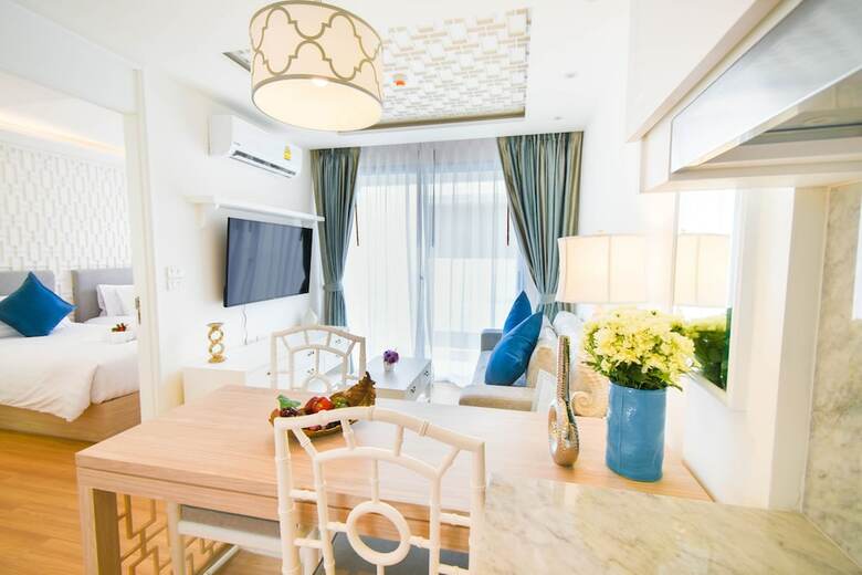 The Aristo Seaview Hotel Patong