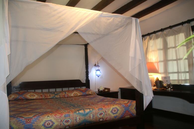 Hotel Blue Bay Village