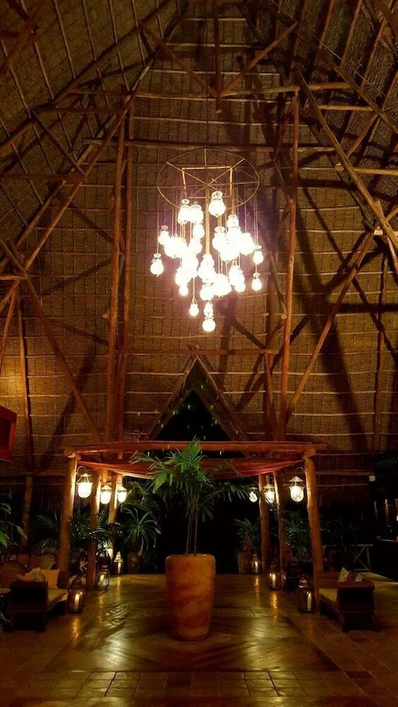 Hotel Blue Bay Village