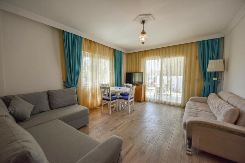 Infinity Lilly Apartments
