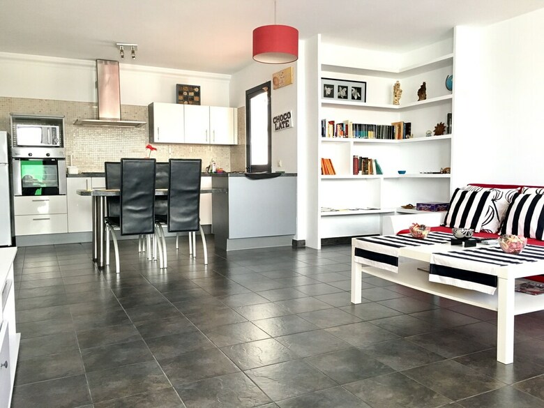 Apartamentos Famara Sunshine