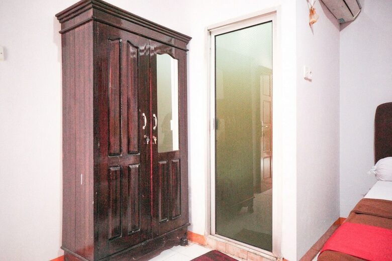 Hotel Reddoorz Near Palembang Square Mall 2