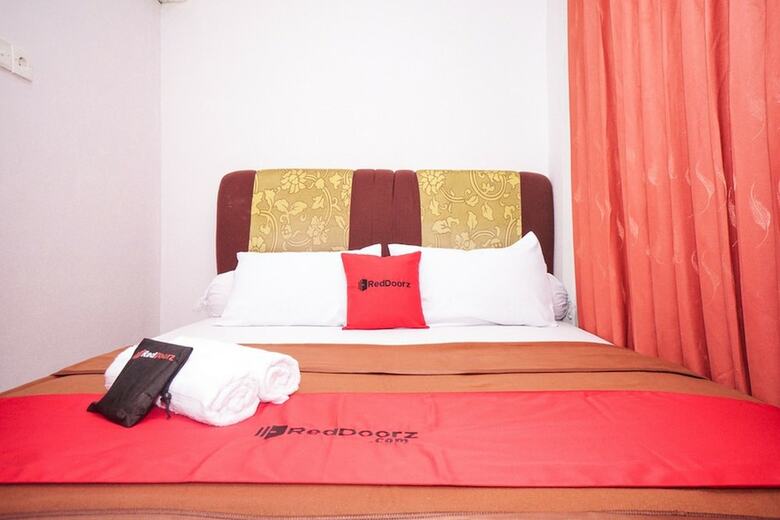 Hotel Reddoorz Near Palembang Square Mall 2