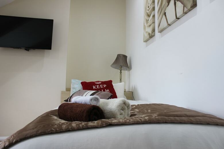 Advo Aparts Guest Hotel Leeds