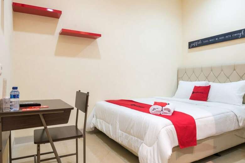 Hotel Reddoorz @ Tebet Barat 2