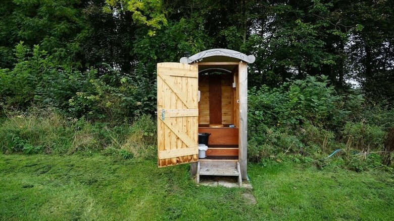 Cabana Showman's Hut @ Westcote