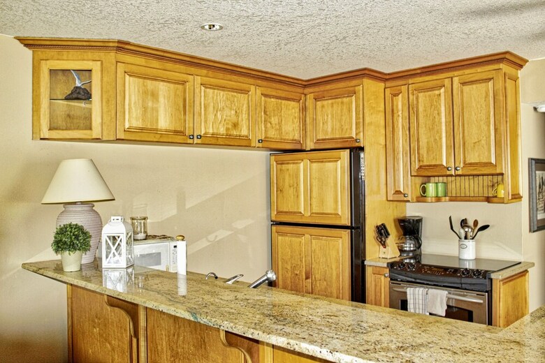 Premier Pass-a-grille Beachside Condo (108-14)