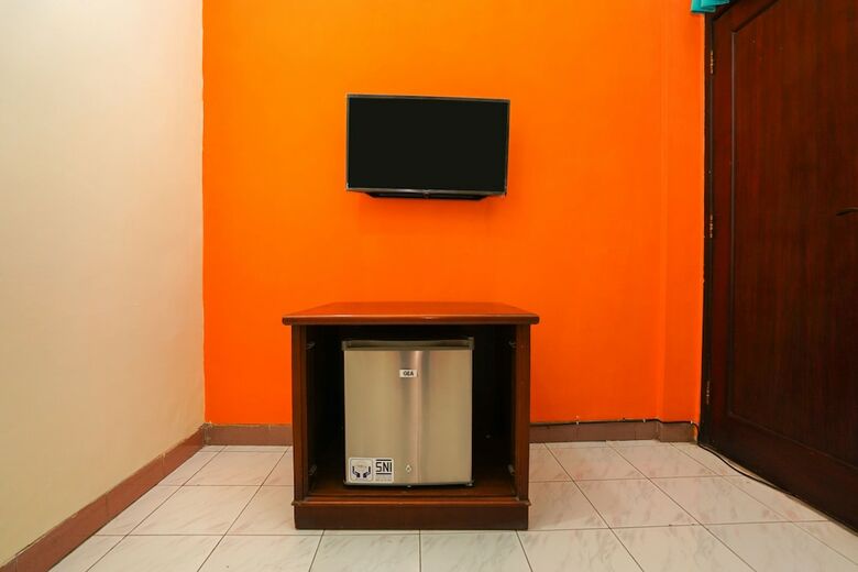 Hostal Oyo 1225 Hotel Dibino
