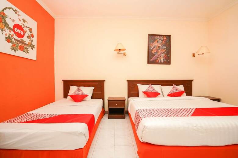 Hostal Oyo 1225 Hotel Dibino
