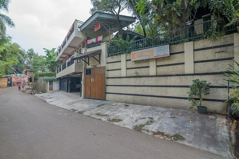 Hotel Reddoorz Near Exit Toll Pasteur 3