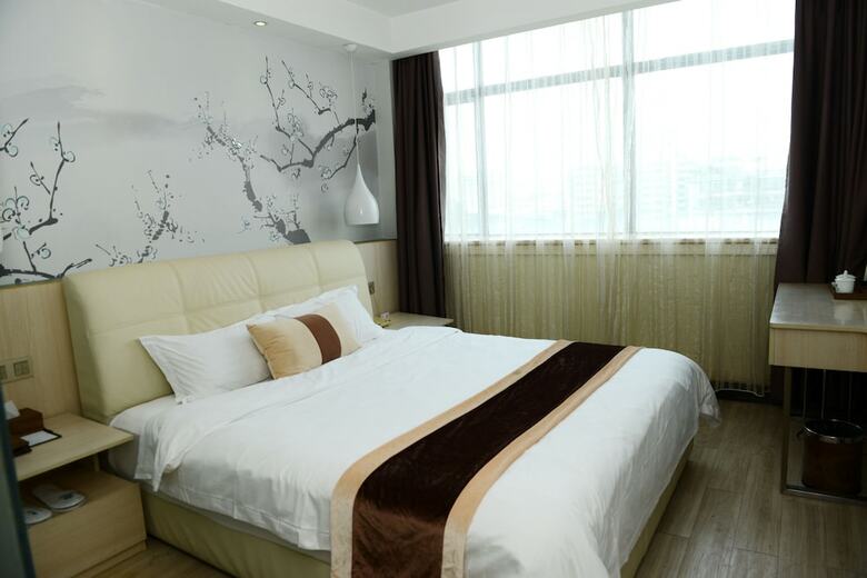 Guangzhou Joyous Seasons Hotel