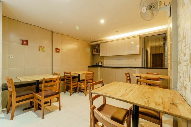 Posada Reddoorz Near Medan Railway Station