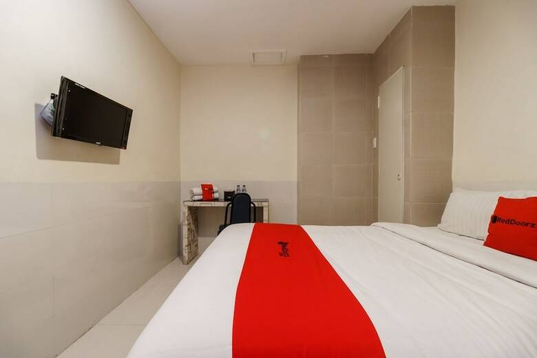 Posada Reddoorz Near Medan Railway Station