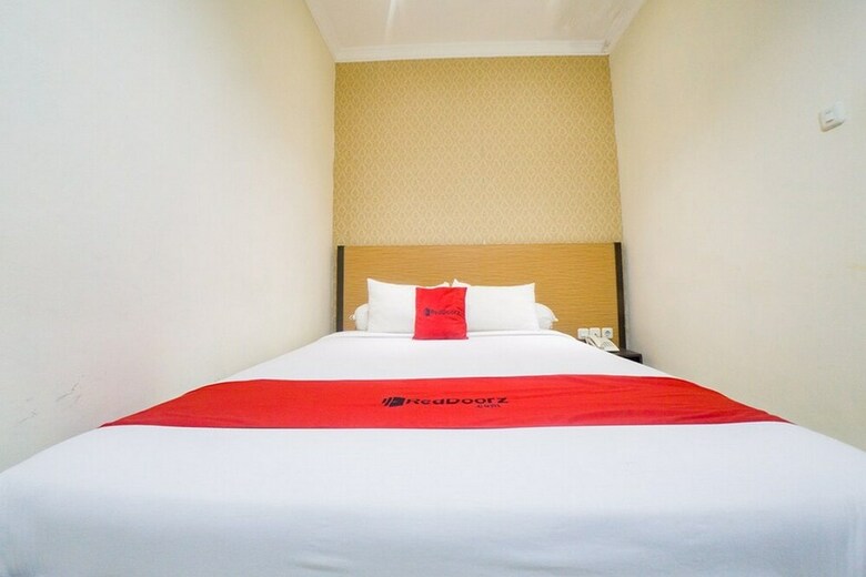 Hotel Reddoorz @ Boulevard Panakkukang Mas