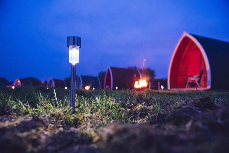 Cabana Camping Pod Near Lake - Campsite.