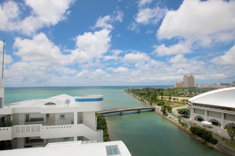 Apartamentos Seaside Condominium Mihama