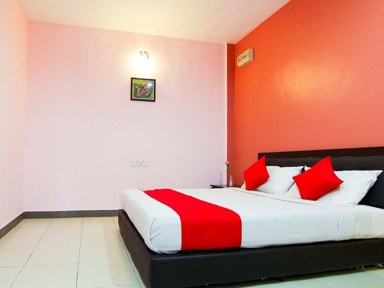 Oyo 11343 Hotel Putra Iskandar