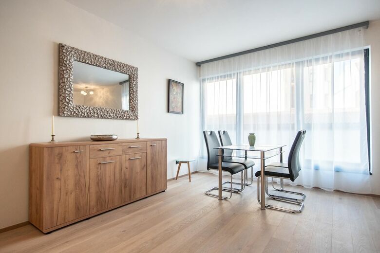 Luxurious Apartment With Big Living Room At Andel