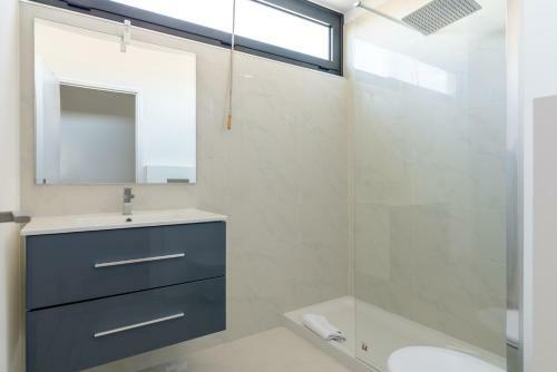Cannes Apartment Next To La Croisette And Beach