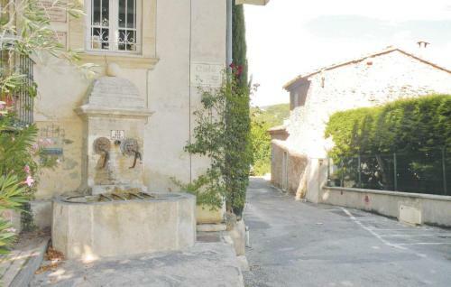 Apartment Le Barroux St-924