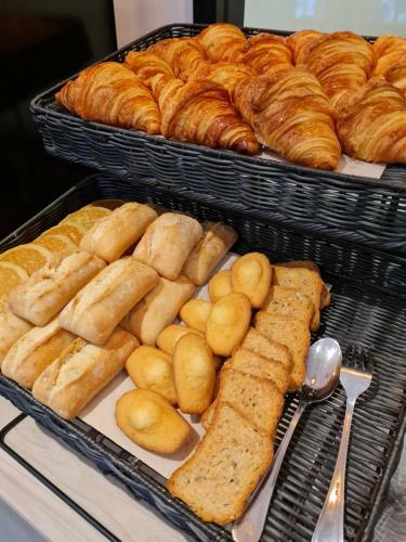 Hotel Logis H�tel L'amandier