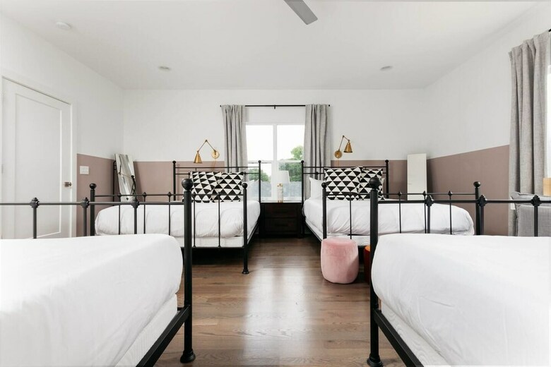 Beautiful 8beds/4ba Home In Nashville