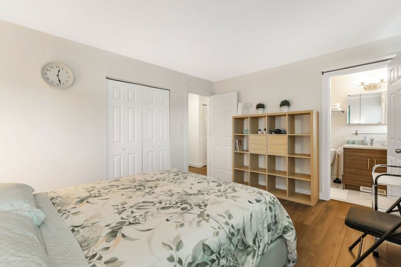3 Bd Home Aberdeen Center Elevate Rooms
