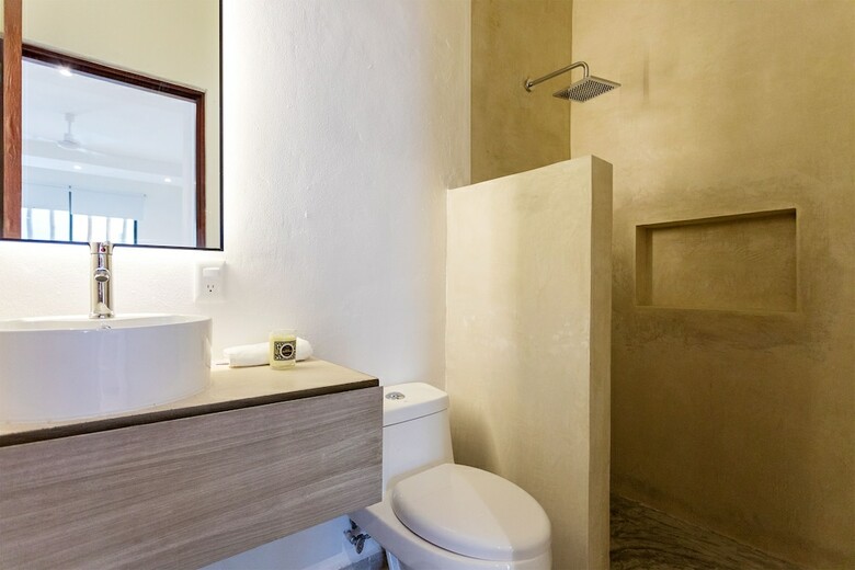 Hotel Dewl Studios & Residences - The Kahlo