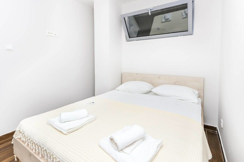 Aparthotel Apartments Maestral