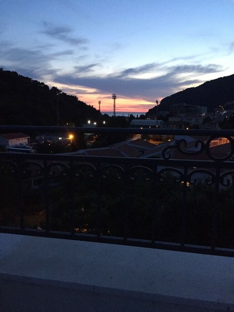 Hotel Plaza Lucice
