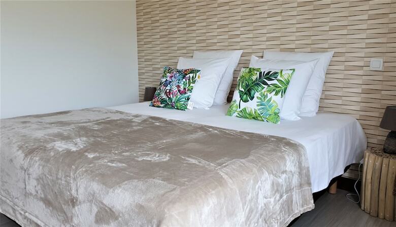 Hostal Hostel Les Terrasses Du Roc