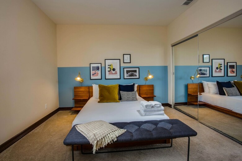 Stunning 5br/3.5ba House In La Jolla