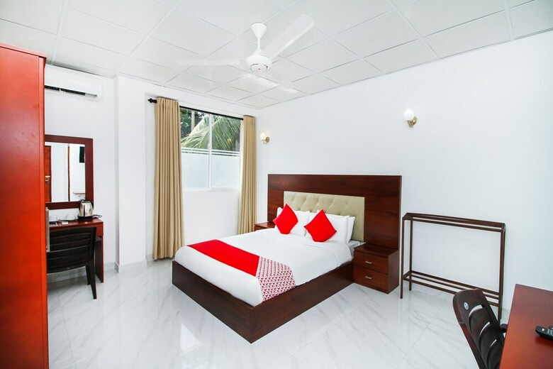 Oyo 289 Grand Ray Hotel