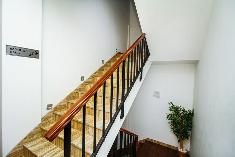 Oyo 289 Grand Ray Hotel