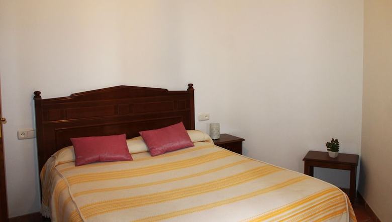 Apartamentos Rurales Rosendo Azahar