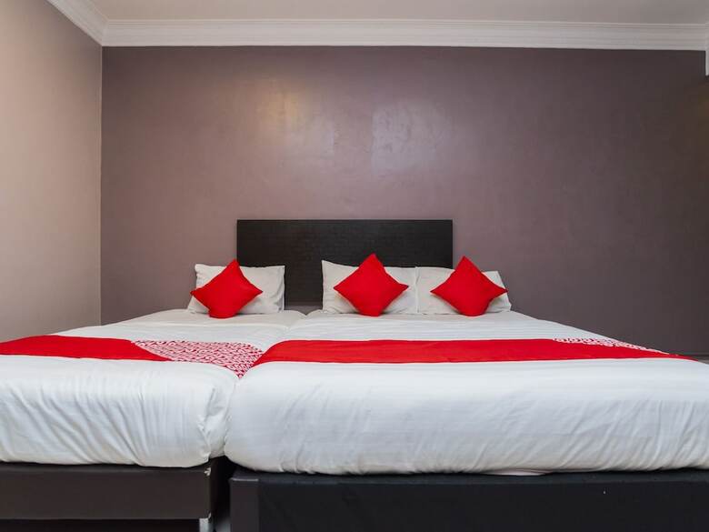 Oyo 44027 Golden Horse Hotel