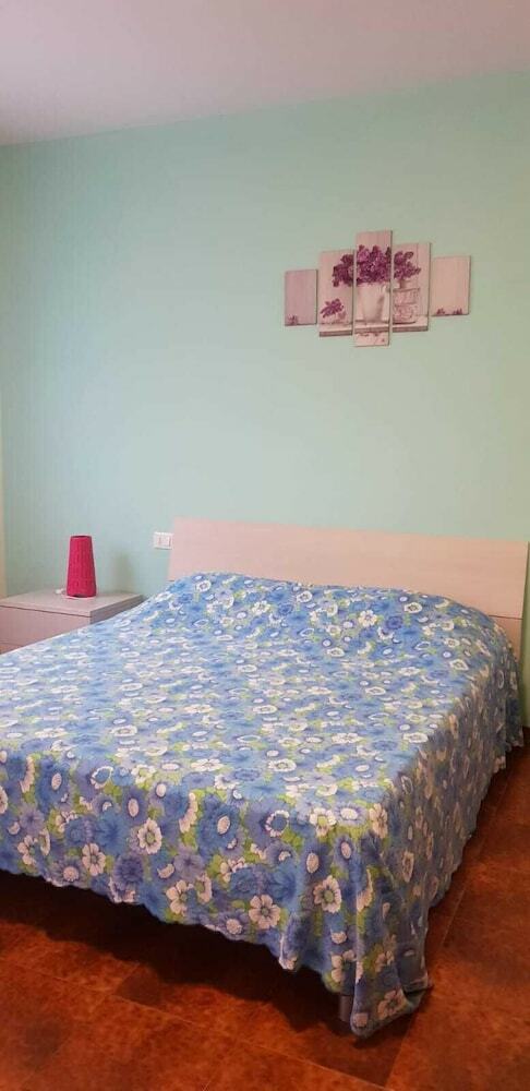 Hotel Etruria Airport Apartment